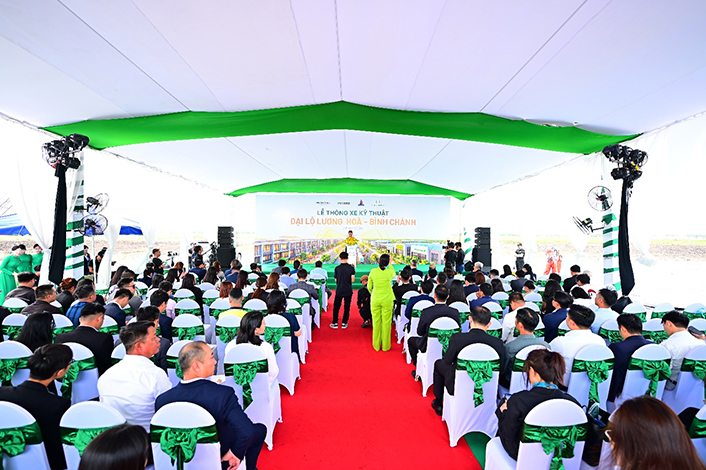Thông xe đại lộ Lương Hòa - Bình Chánh, tạo động lực phát triển phía Tây TP.HCM - Ảnh 1 Thông xe đại lộ Lương Hòa - Bình Chánh, tạo động lực phát triển phía Tây TP.HCM - Ảnh 1